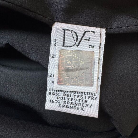 Diane Von Furstenberg Wool Blend Black Floral Lace Pencil Skirt Size 8 - Picture 8 of 9